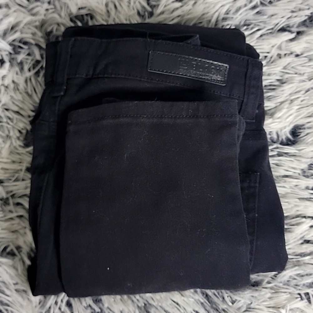 Black pants 🖤 - Picture 8 of 9